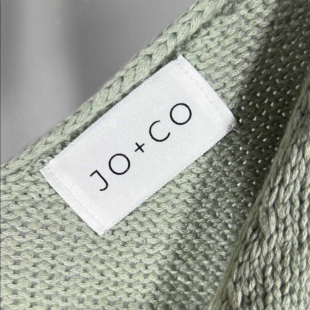 Jo+Co Elegant Green Knit Tank Top - Picture 4 of 6